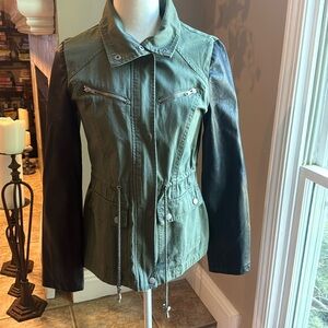 Leather sleeve rain jacket